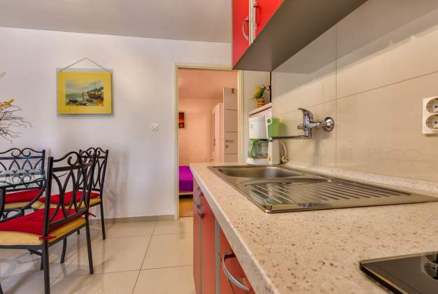 Ferienwohnung Sofija 2 miran odmor blizu mora u Artatorama, Lošinj