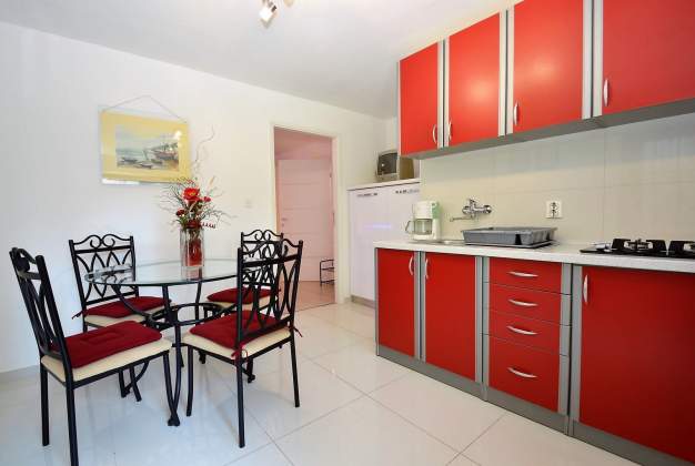 Apartment Sofija 2 peaceful vacation near the sea in Artatore, Lošinj