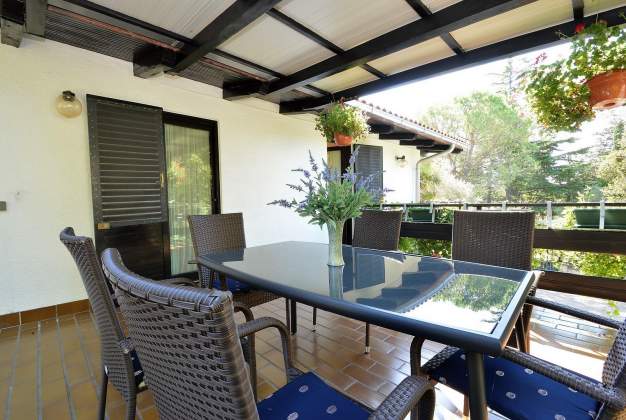 Apartment Sofija 3 a peaceful family retreat in Artatore, Lošinj