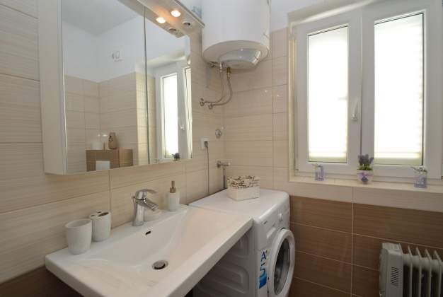 Apartment Steluta, studio for two near Valdarke, Mali Lošinj