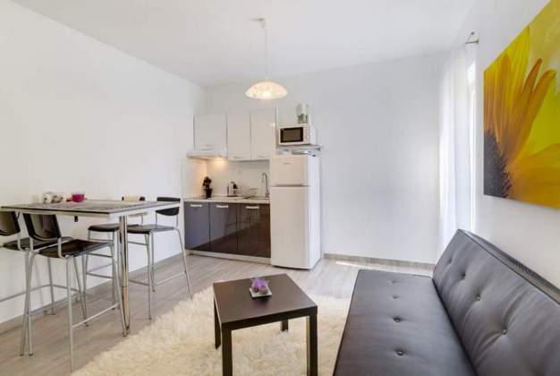 Apartment Sunshine 1 for 4 people near Čikat Bay, Mali Lošinj