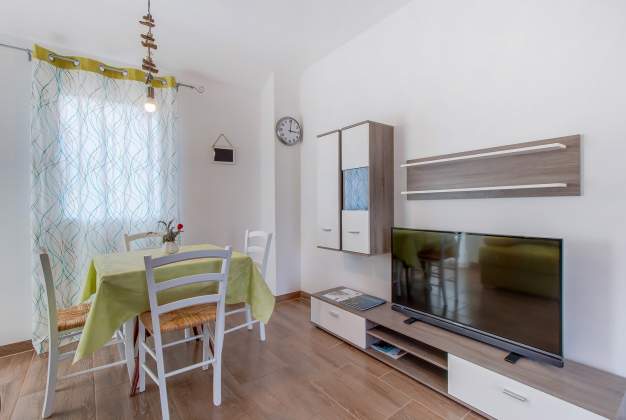 Apartment Tena 1 comfort in nature for 4 people, Veli Lošinj