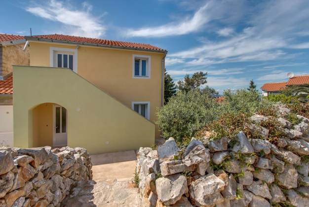 Apartmaji Tena  1- Veli Lošinj, Hrvaška