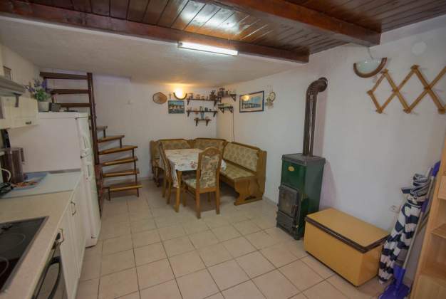 Apartment Tereza 1 cozy seaside retreat in Punta Križa, Cres