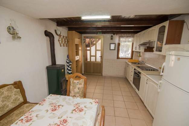 Apartment Tereza 1 cozy seaside retreat in Punta Križa, Cres