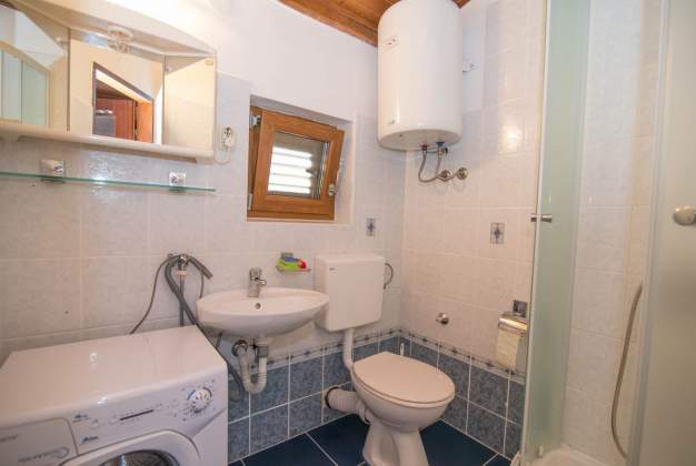 Apartment Tereza 1 cozy seaside retreat in Punta Križa, Cres