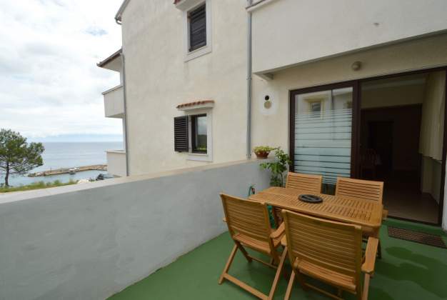 Apartment Tia 2 - near the beach Sveti Martin for 3 persons, Mali Lošinj, Croatia.