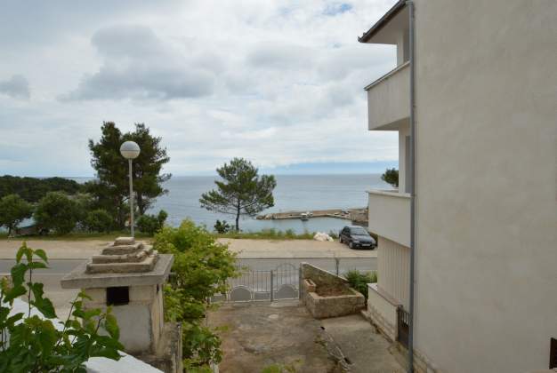 Apartment Tia 2 - near the beach Sveti Martin for 3 persons, Mali Lošinj, Croatia.