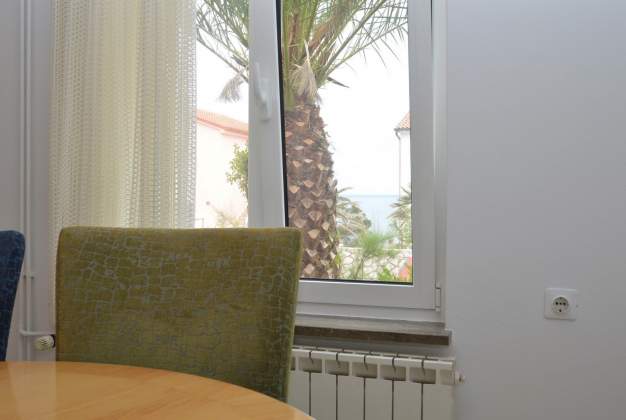 Apartment Ana 1 comfortable vacation near the beach, Mali Lošinj