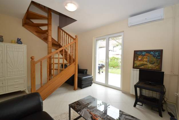 Apartment Ana 1 comfortable vacation near the beach, Mali Lošinj