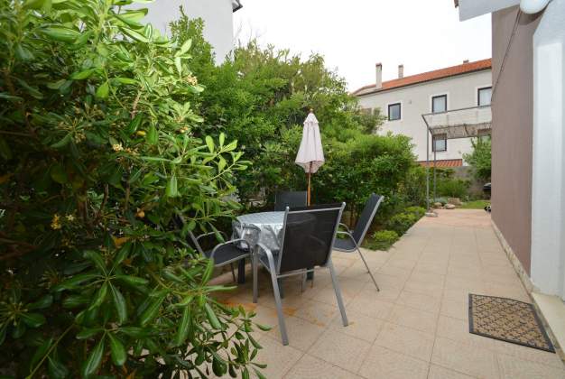 Apartment Ana 1 comfortable vacation near the beach, Mali Lošinj