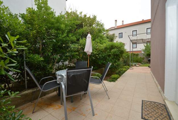 Apartment Ana 1 comfortable vacation near the beach, Mali Lošinj
