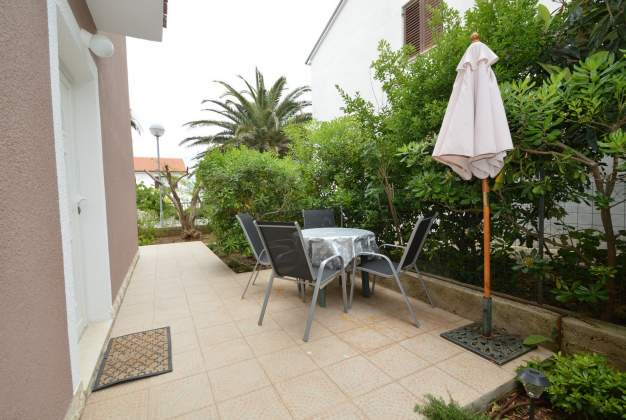 Apartment Ana 1 comfortable vacation near the beach, Mali Lošinj