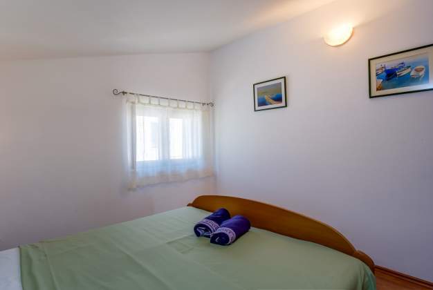 Apartment Anamarija 1, for 6 people, terrace overlooking the sea, Mali Lošinj