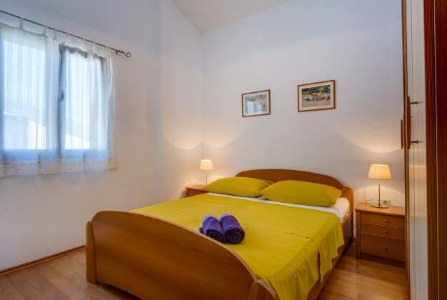 Apartment Anamarija 1, for 6 people, terrace overlooking the sea, Mali Lošinj