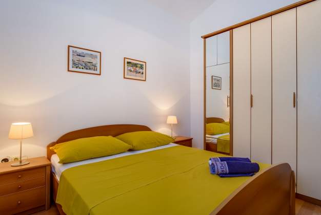 Apartment Anamarija 1, for 6 people, terrace overlooking the sea, Mali Lošinj