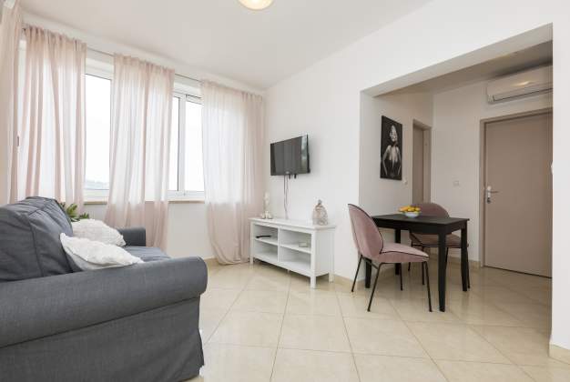 Apartment Vila Čikat 3 - Mali Losinj, Croatia