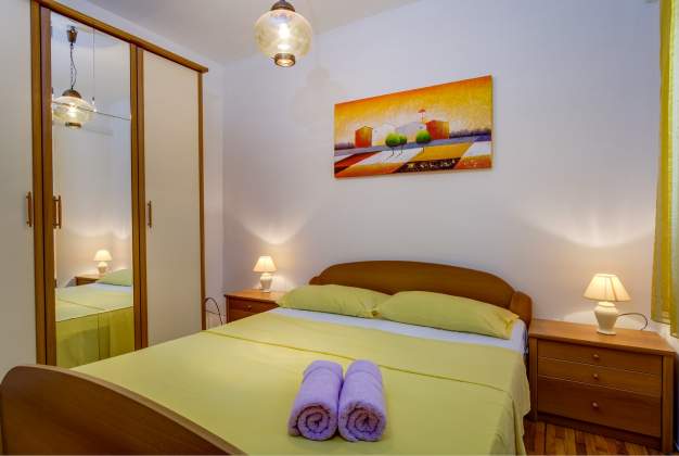 Apartment Anamarija 2, for 4 people on the ground floor, Mali Lošinj