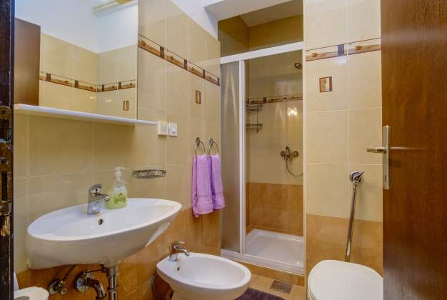 Apartment Anamarija 2, for 4 people on the ground floor, Mali Lošinj