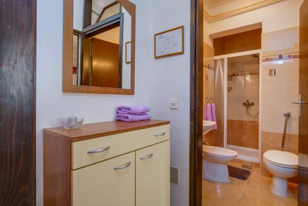 Apartment Anamarija 2, for 4 people on the ground floor, Mali Lošinj