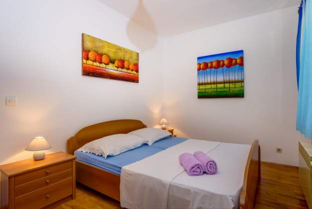 Apartment Anamarija 2, for 4 people on the ground floor, Mali Lošinj