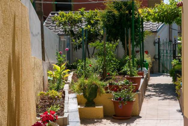 Apartment Zelina 1, Cozy stay near the center & beach, Mali Losinj