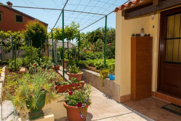Apartment Zelina 1, Cozy stay near the center & beach, Mali Losinj