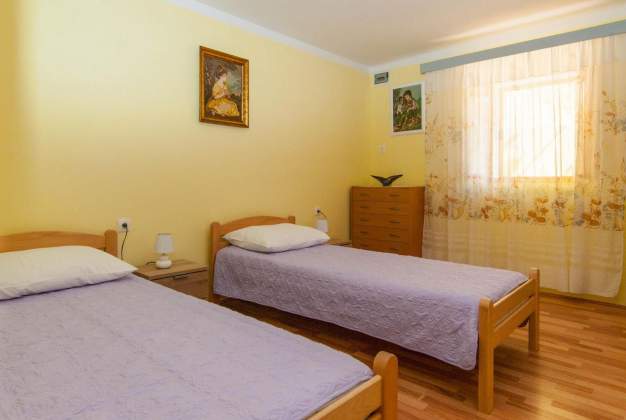 Apartment Zelina 1, Cozy stay near the center & beach, Mali Losinj