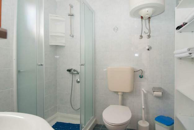 Apartment Zelina 1, Cozy stay near the center & beach, Mali Losinj