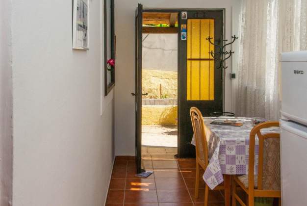 Apartment Zelina 1, Cozy stay near the center & beach, Mali Losinj