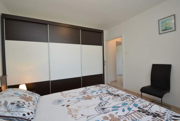 Apartment Zoja, elegant atmosphere with a view of the sea and greenery - Mali Lošinj