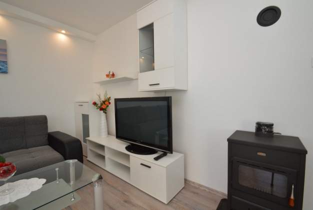 Apartment Zoja, elegant atmosphere with a view of the sea and greenery - Mali Lošinj