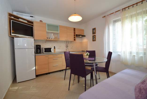 Apartman Vita 1, mirna atmosfera u blizini mora - Mali Lošinj, Hrvatska