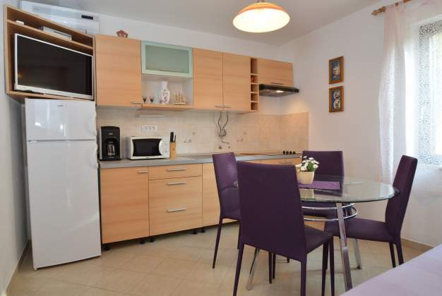 Apartma Vita 1, mirno vzdušje v bližini morja - Mali Lošinj, Hrvaška