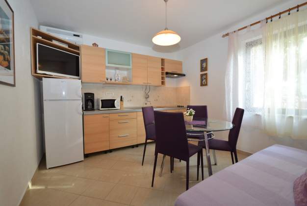 Apartment Vita 1, peaceful atmosphere near the sea - Mali Lošinj