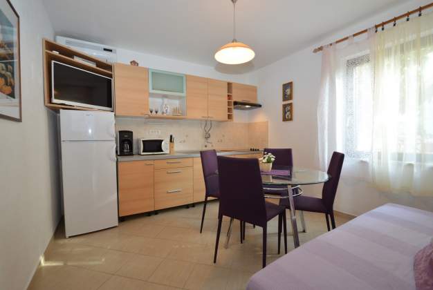 Apartma Vita 1, mirno vzdušje v bližini morja - Mali Lošinj, Hrvaška