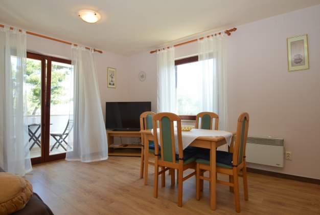 Apartment Kristina 1 – Peaceful sea view, Mali Lošinj