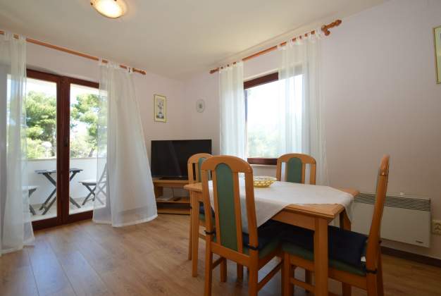 Apartment Kristina 1 – Peaceful sea view, Mali Lošinj