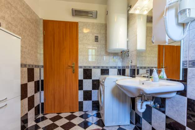 Apartment Kristina 1 – Peaceful sea view, Mali Lošinj – 10