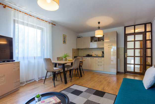 Apartment Kristina 1 – Peaceful sea view, Mali Lošinj – 8