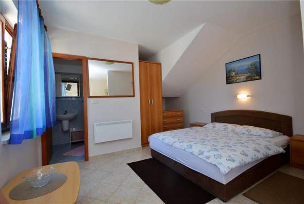 Studio Kristina 2 – Sea view near Mali Lošinj center