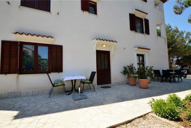 Studio Kristina 2 – Sea view near Mali Lošinj center