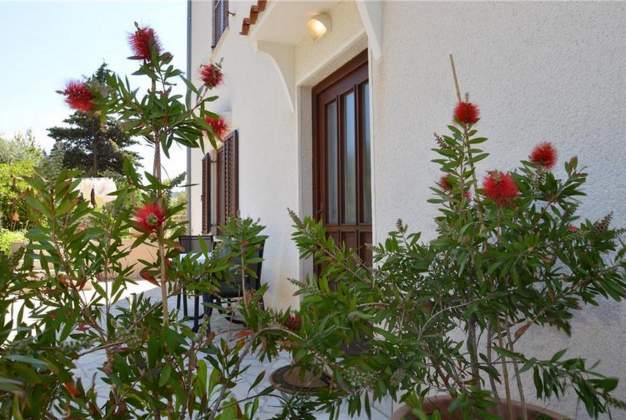 Studio Kristina 2 – Sea view near Mali Lošinj center