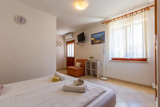 Studio Kristina 2 – Pogled na more, blizu centra Lošinja – 3