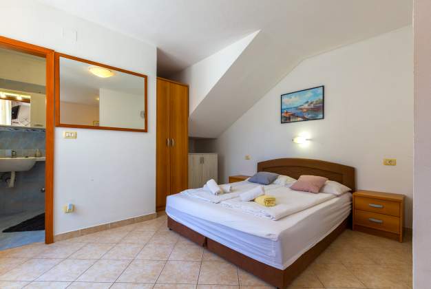 Studio Kristina 2 – Pogled na more, blizu centra Lošinja – 2