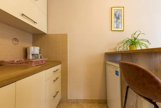 Studio Kristina 2 – Pogled na more, blizu centra Lošinja – 8