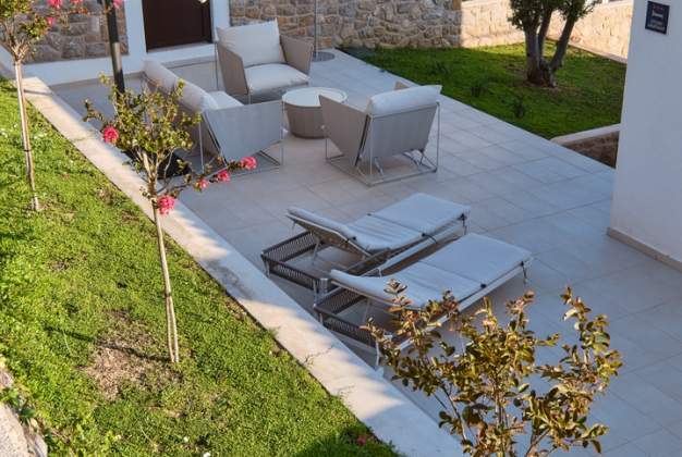 Apartment  Vitorio 3 - located by the beach of Vladarka Bay in Mali Lošinj