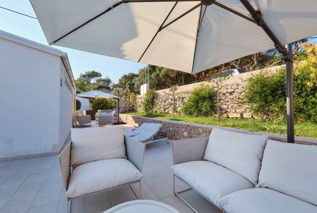 Apartment  Vitorio 3 - located by the beach of Vladarka Bay in Mali Lošinj