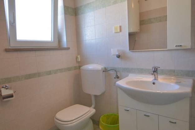 Apartment Anica 2 for 4 people, 260 m to the sea, Mali Lošinj