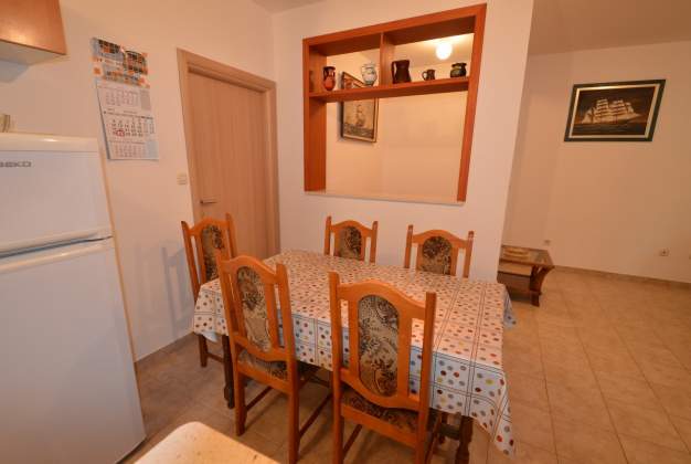 Apartment Anica 2 for 4 people, 260 m to the sea, Mali Lošinj